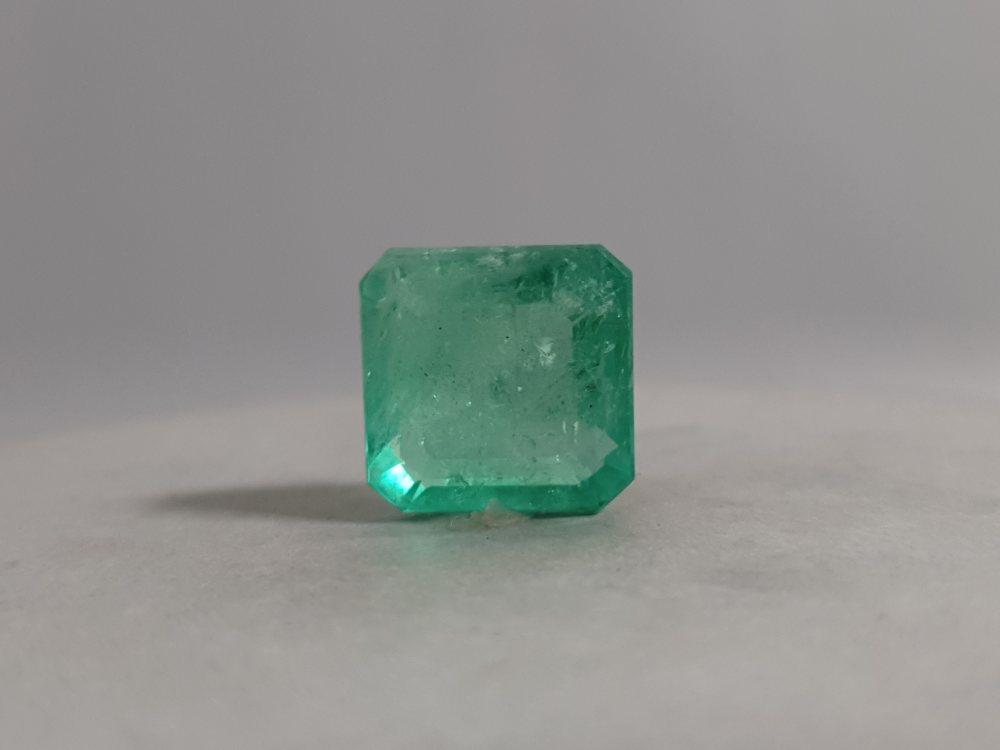 NATURAL EMERALD - 11.89CT