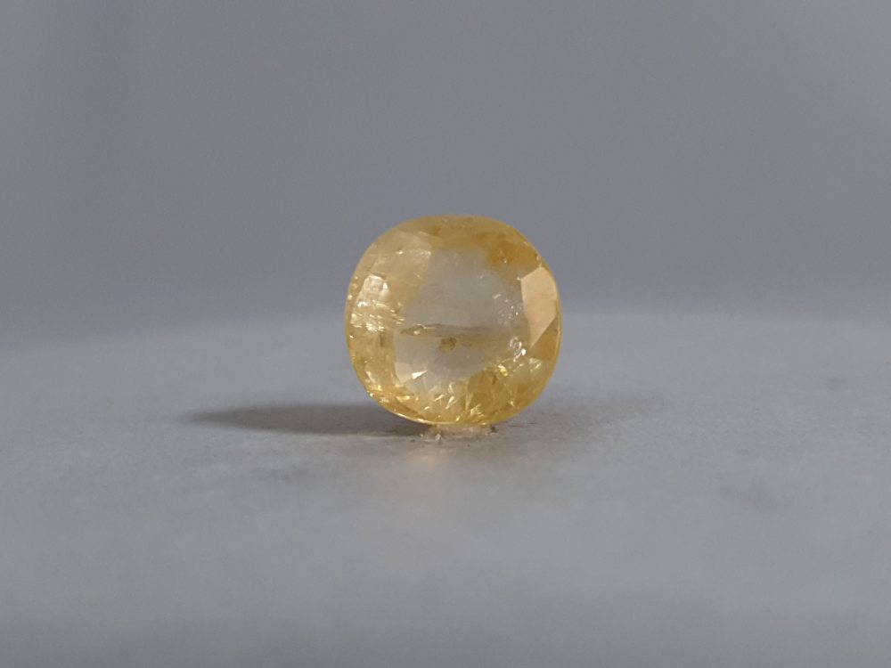 NATURAL PUKHRAJ SILONI  - 7.61CT