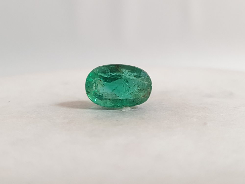 NATURAL EMERALD - 3.23CT