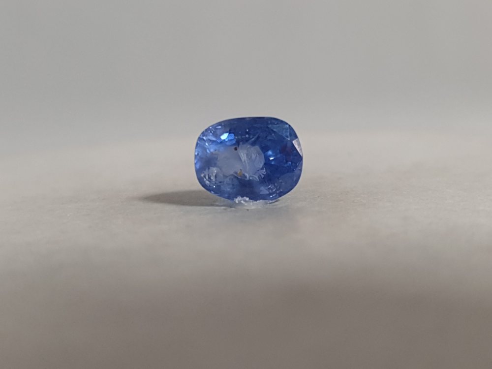 NATURAL NILAM SILONI - 2.95CT
