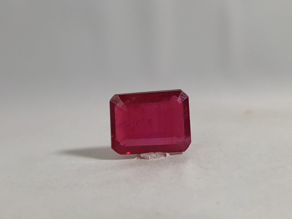 NATURAL RUBY GF - 11.69CT