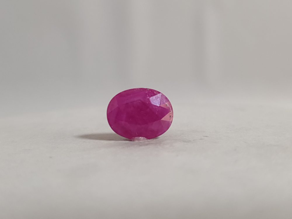 NATURAL RUBY HEATED - 3.9CT