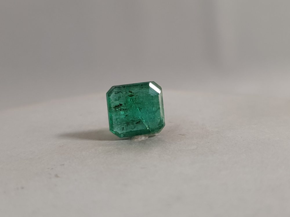 NATURAL EMERALD - 4.74CT