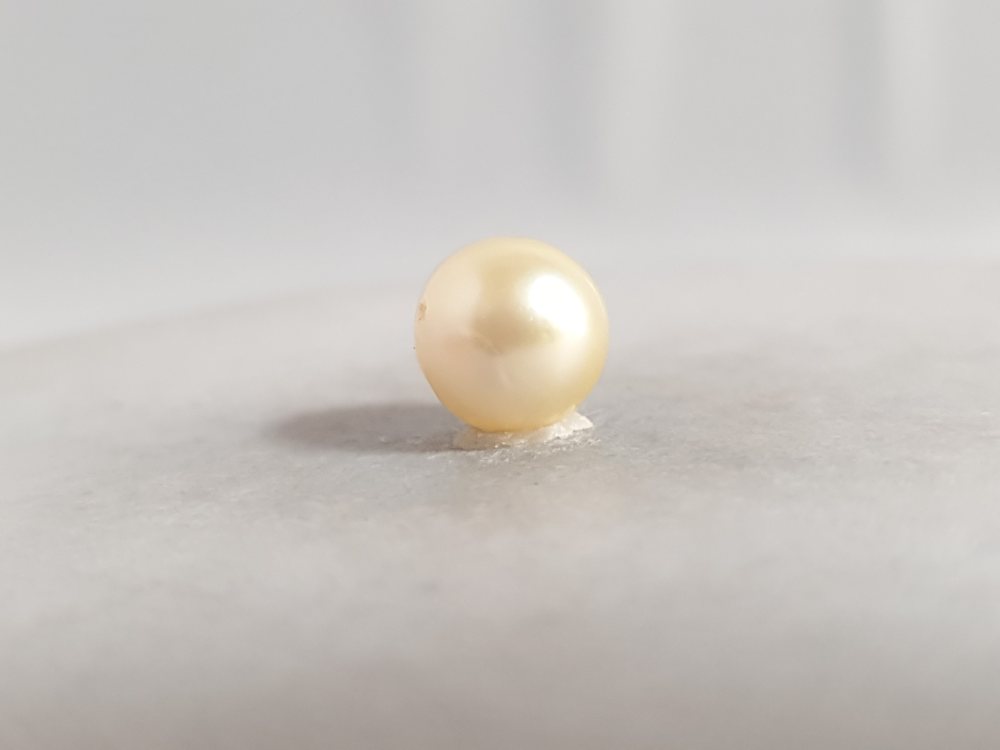 NATURAL SOUTH SEA PEARL  - 4.47CT