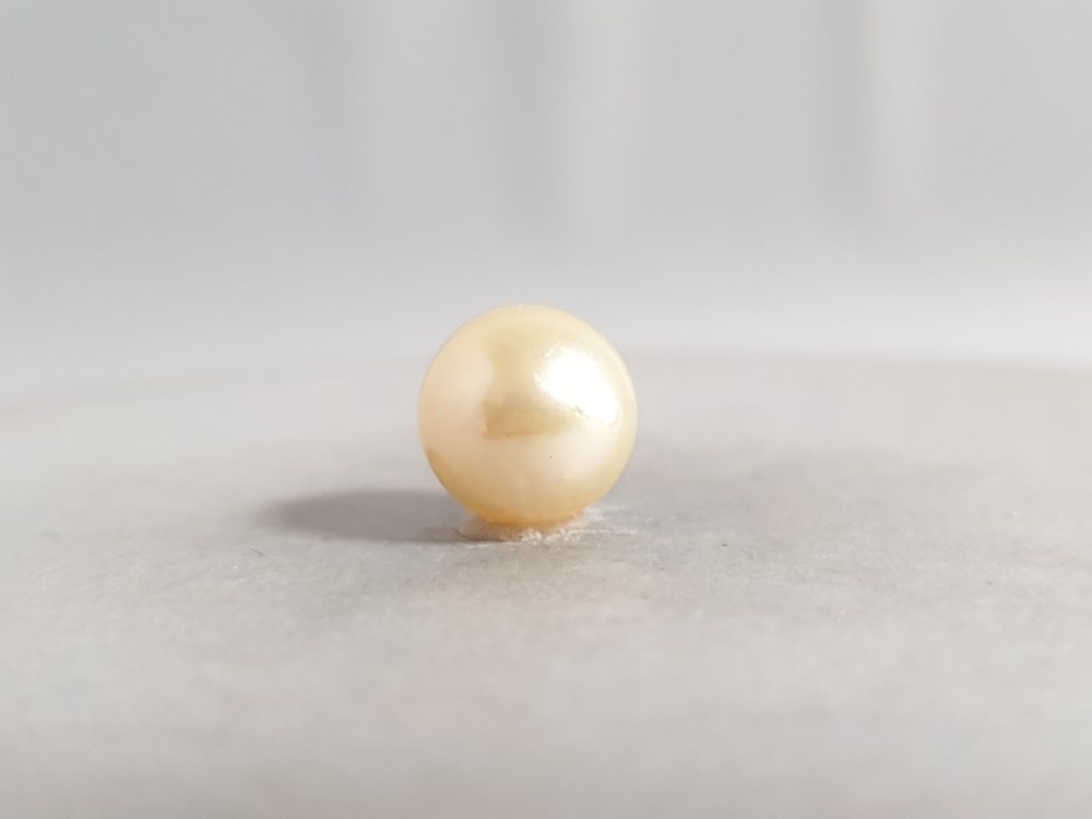 NATURAL SOUTH SEA PEARL  - 4.67CT