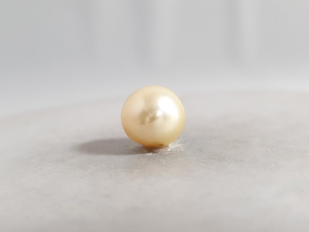 NATURAL SOUTH SEA PEARL  - 4.82CT
