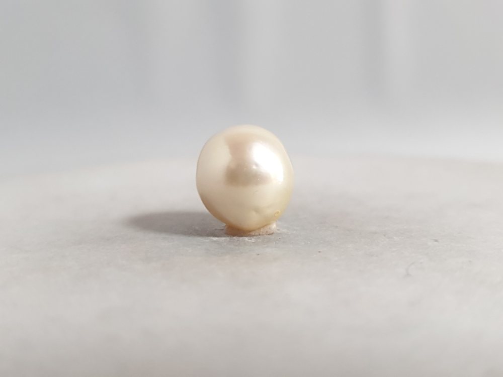 NATURAL SOUTH SEA PEARL  - 4.91CT