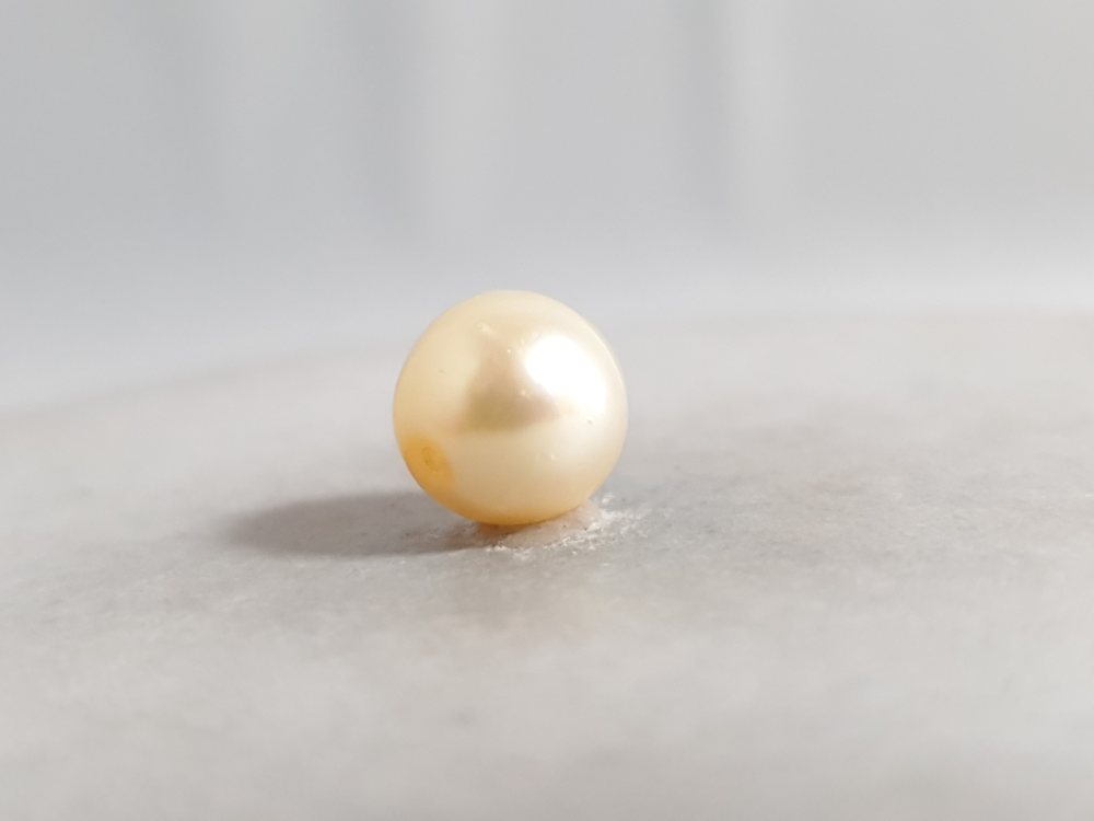 NATURAL SOUTH SEA PEARL  - 4.93CT