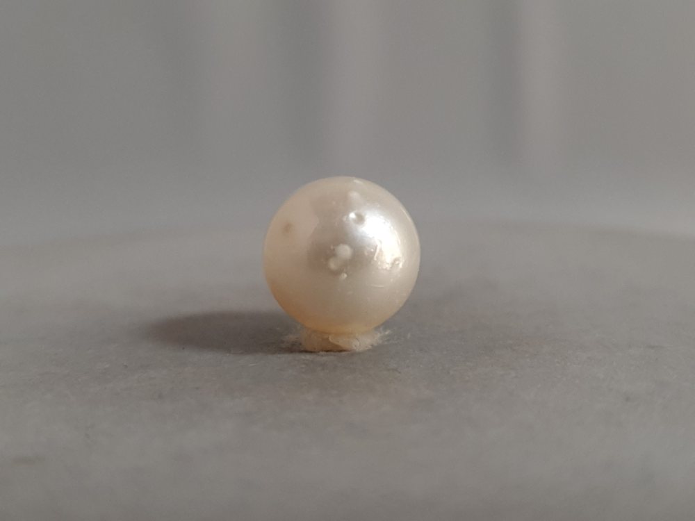 NATURAL SOUTH SEA PEARL  - 6.47CT