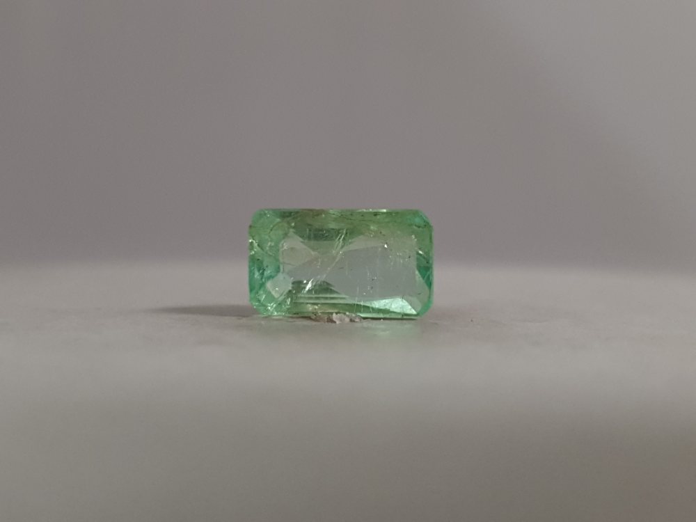 NATURAL EMERALD - 2.72CT