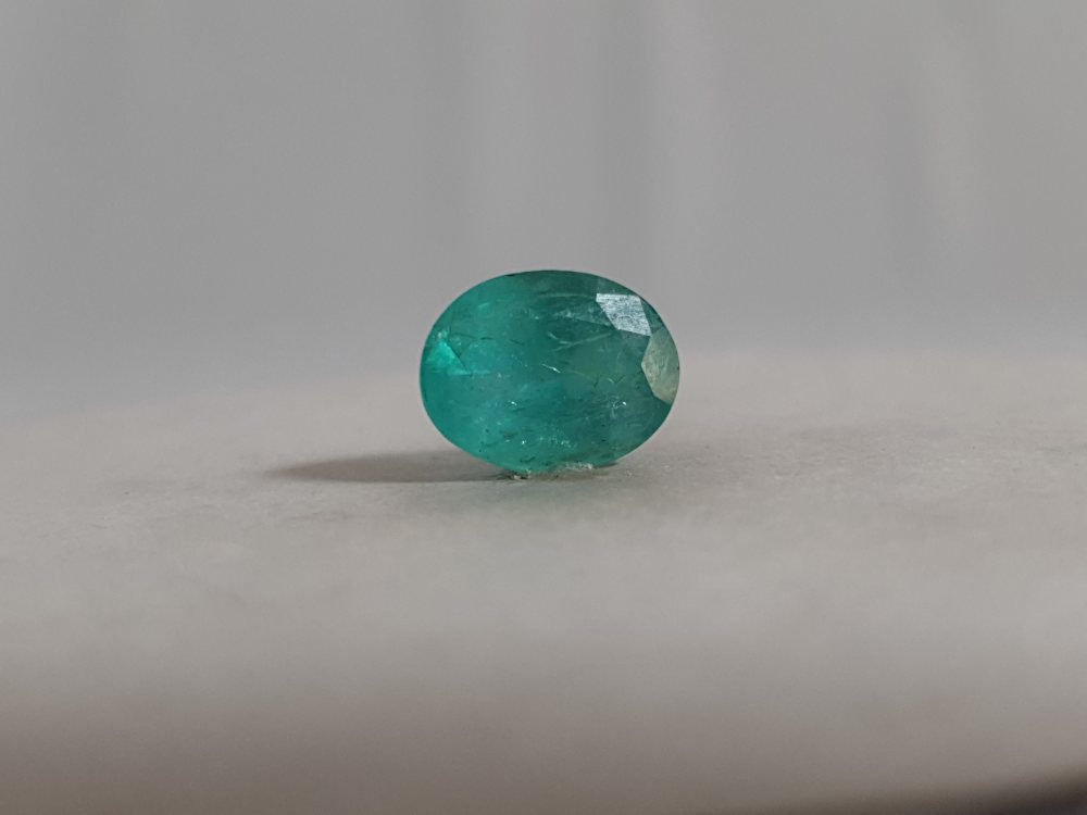 NATURAL EMERALD - 3.97CT