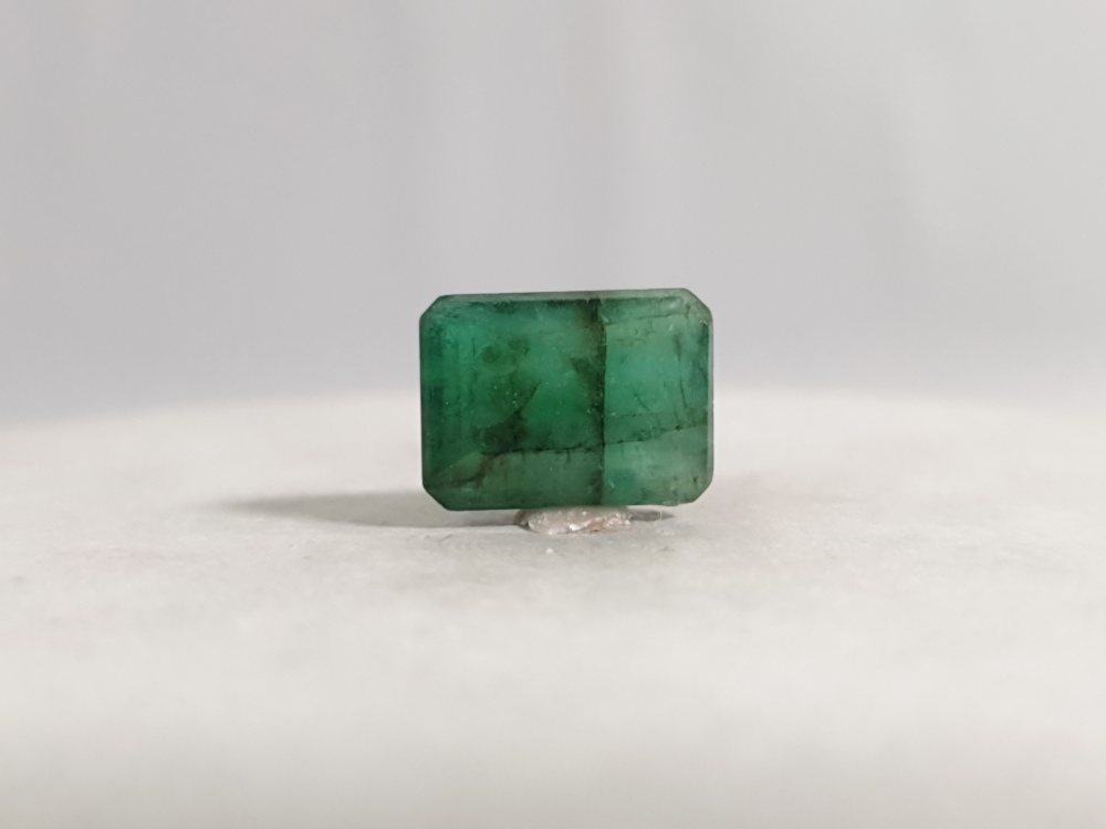 NATURAL EMERALD - 4.93CT