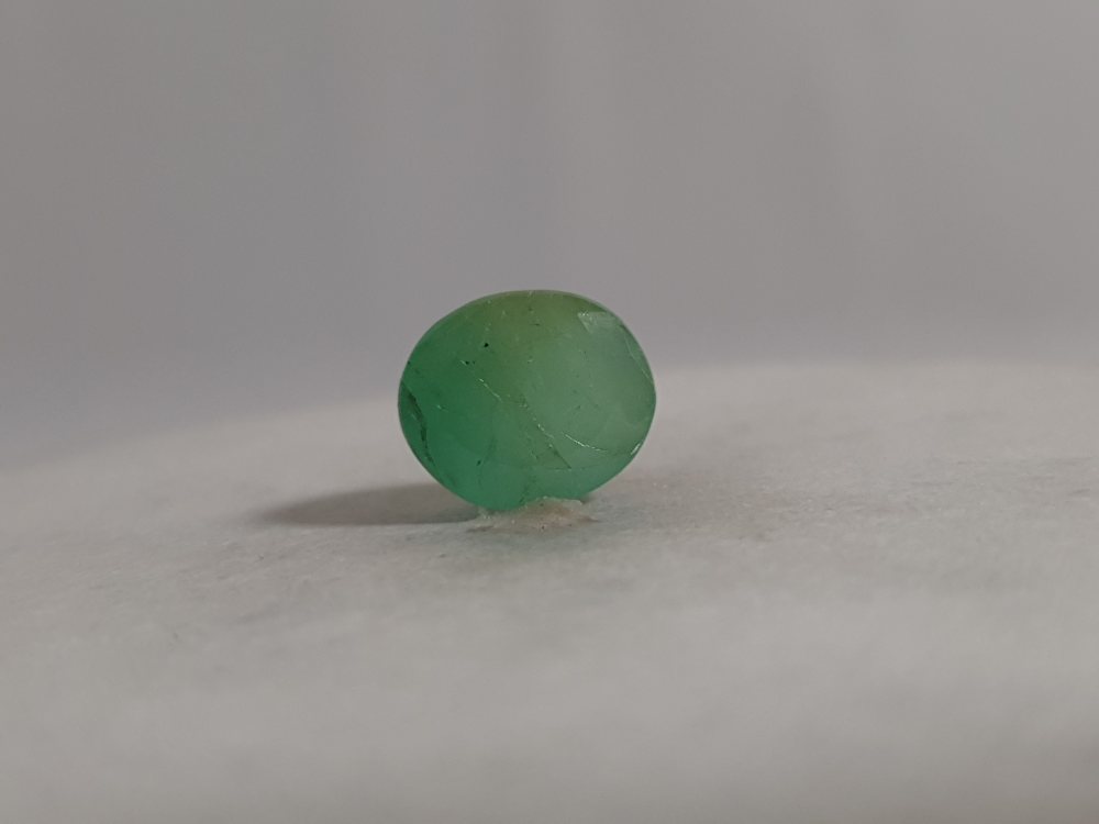 NATURAL EMERALD - 5.76CT