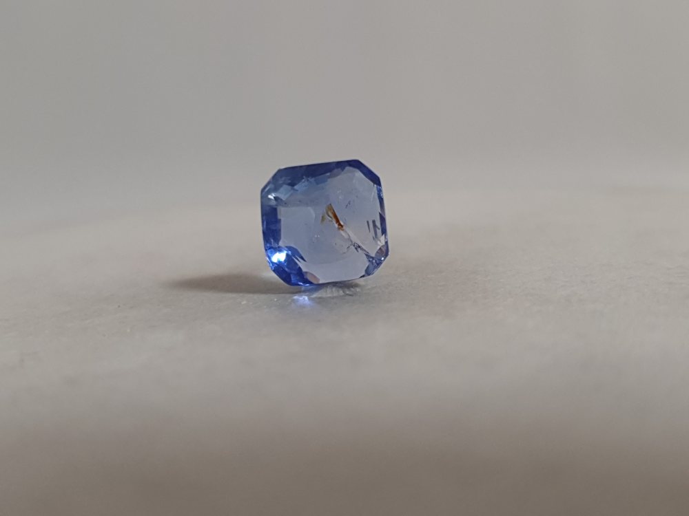 SRILANKA BLUE SAPPHIRE SILONI