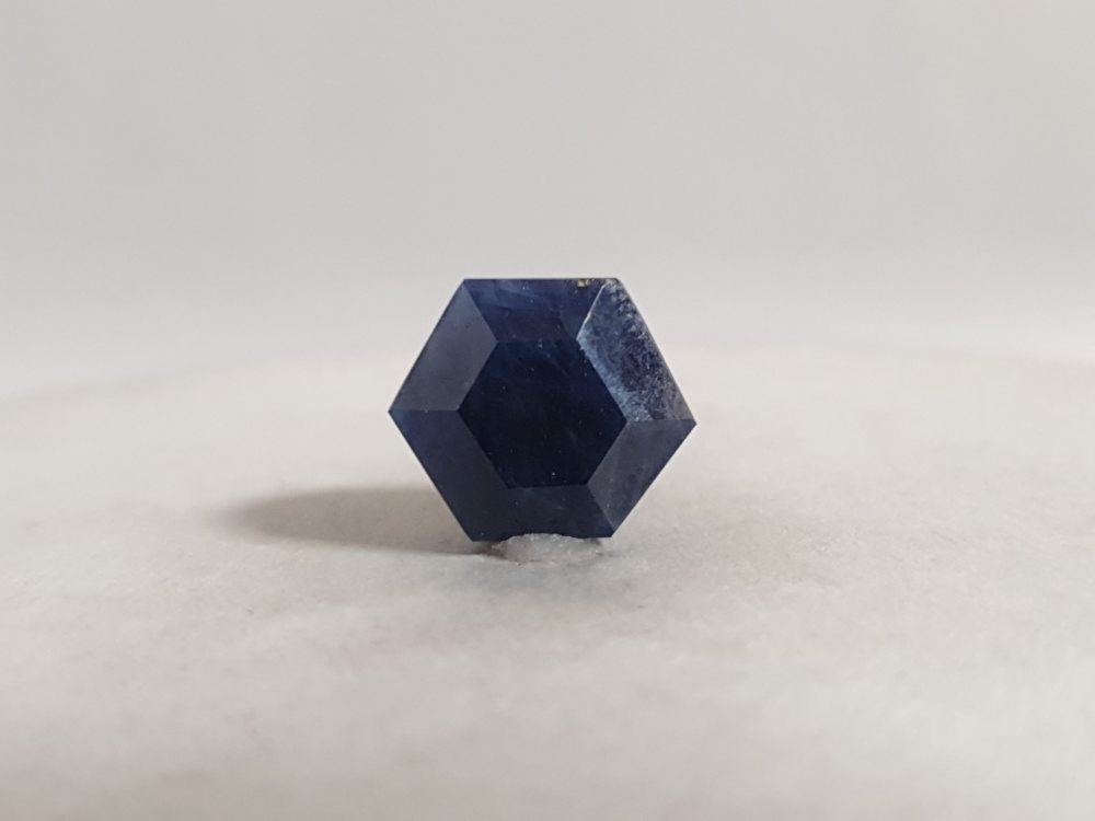 SRILANKA BLUE SAPPHIRE SILONI