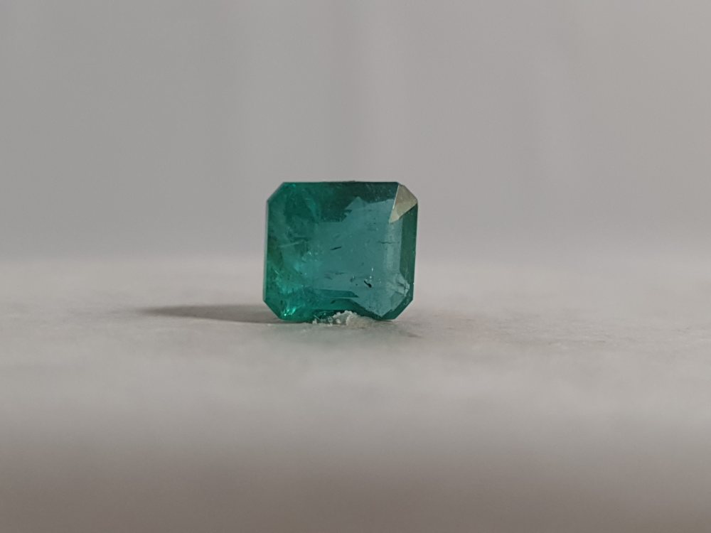 NATURAL EMERALD (PANNA) - 3.32CT