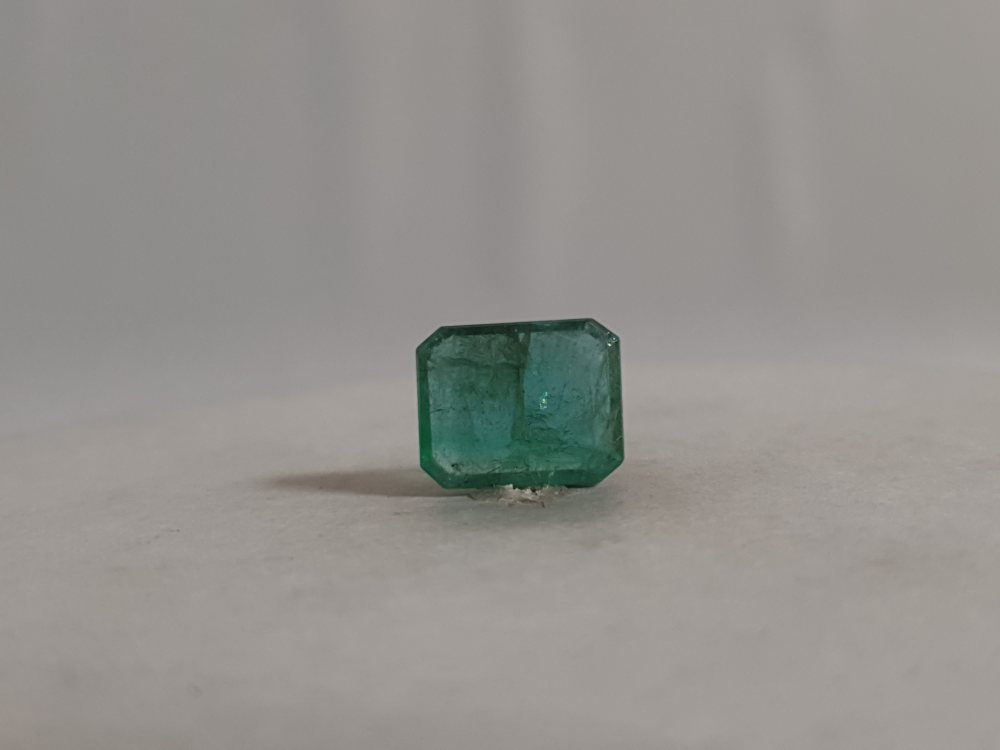 NATURAL EMERALD (PANNA) - 3.93CT