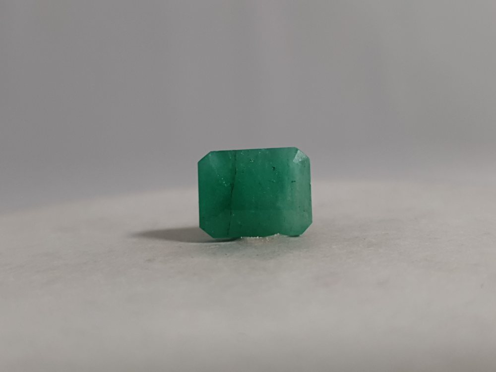 NATURAL EMERALD (PANNA) - 5.92CT