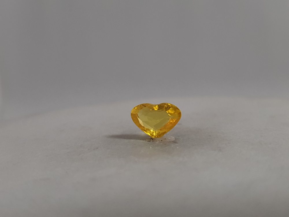 BANGKOK YELLOW SAPPHIRE BANGKOK PUKHRAJ