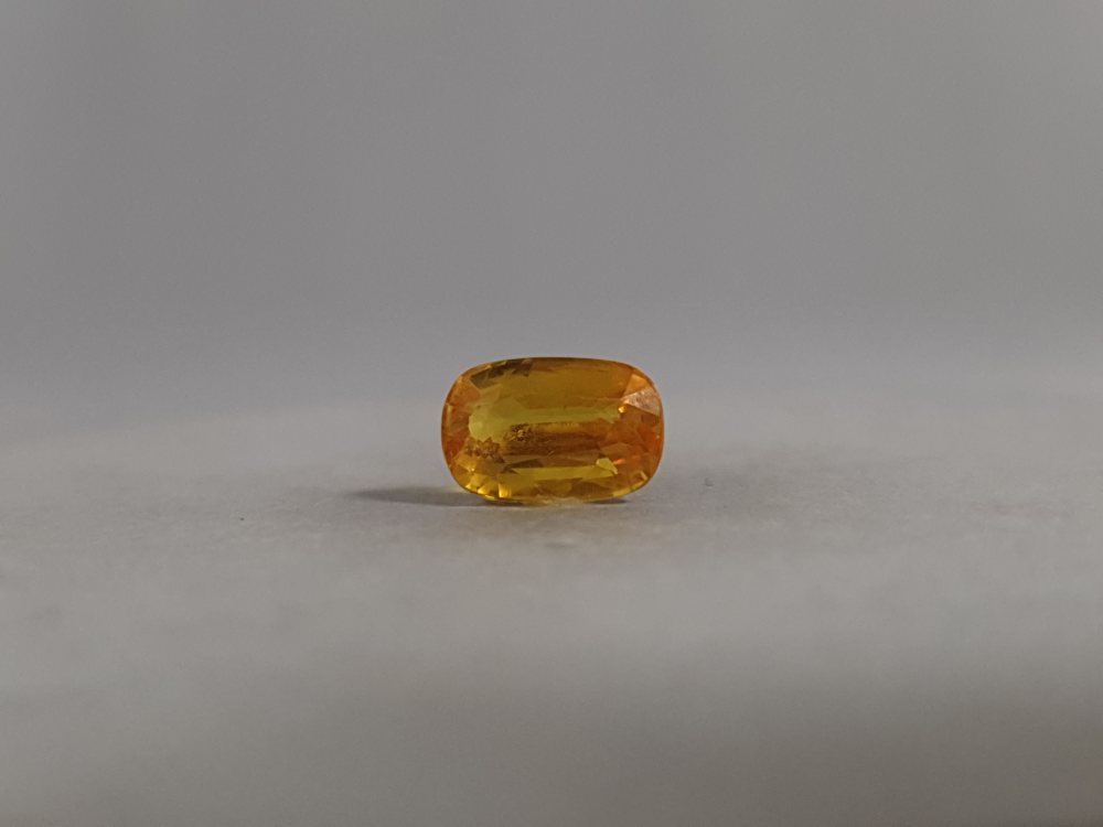 BANGKOK YELLOW SAPPHIRE BANGKOK PUKHRAJ