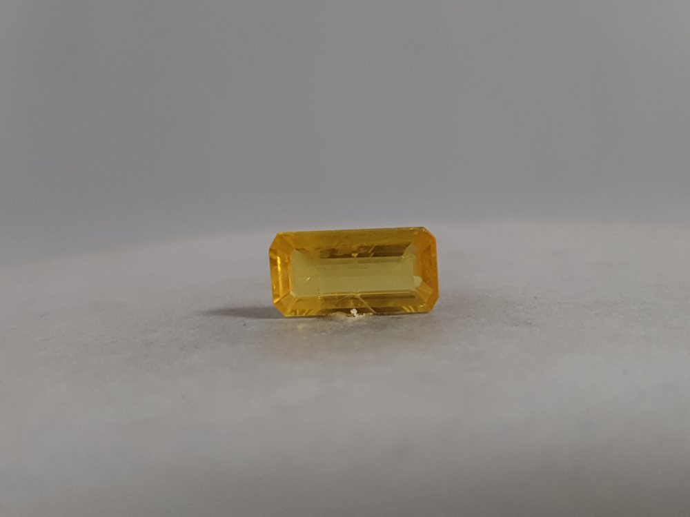 BANGKOK YELLOW SAPPHIRE BANGKOK PUKHRAJ