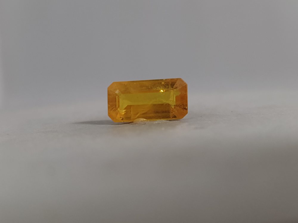 BANGKOK YELLOW SAPPHIRE BANGKOK PUKHRAJ