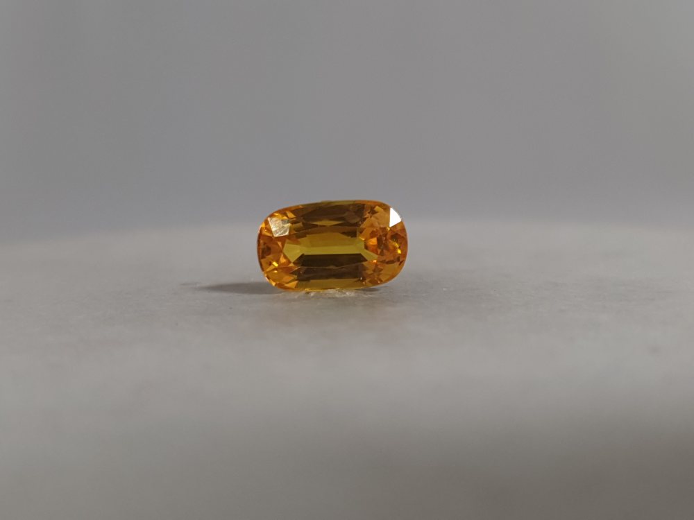 BANGKOK YELLOW SAPPHIRE BANGKOK PUKHRAJ