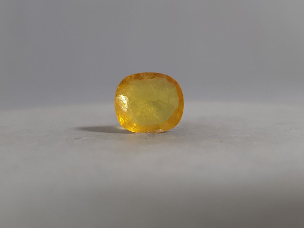 BANGKOK YELLOW SAPPHIRE BANGKOK PUKHRAJ