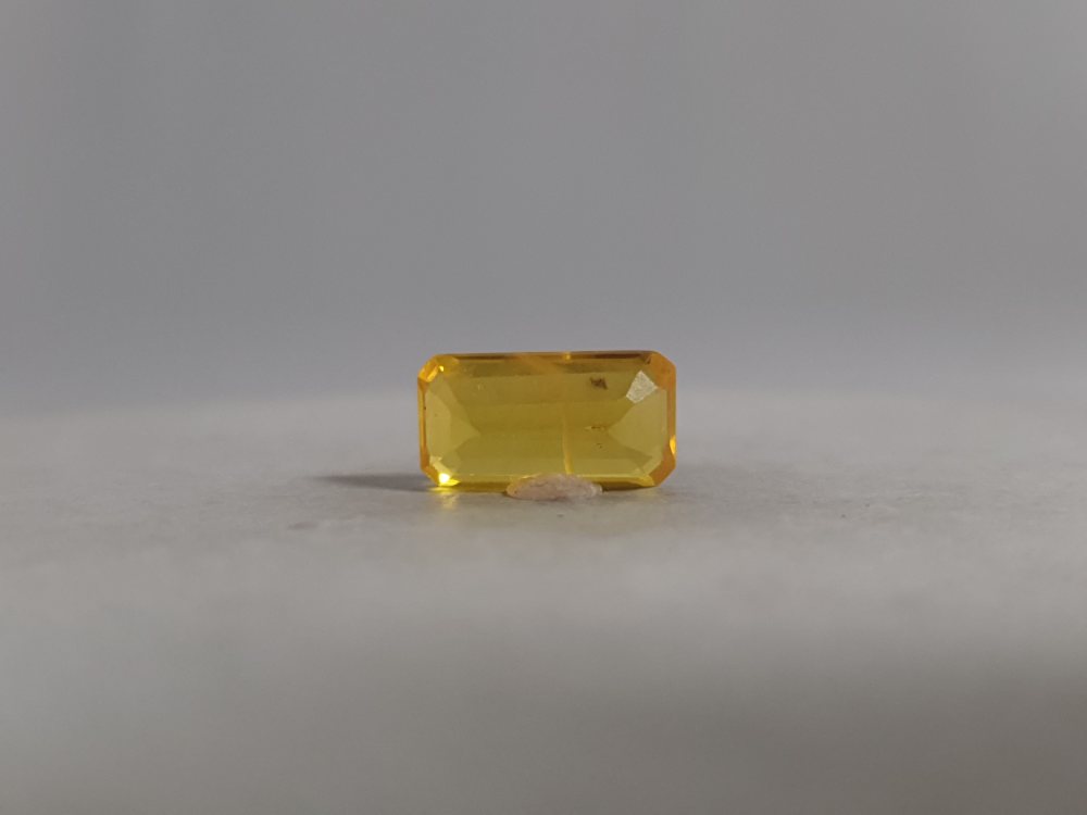 BANGKOK YELLOW SAPPHIRE BANGKOK PUKHRAJ