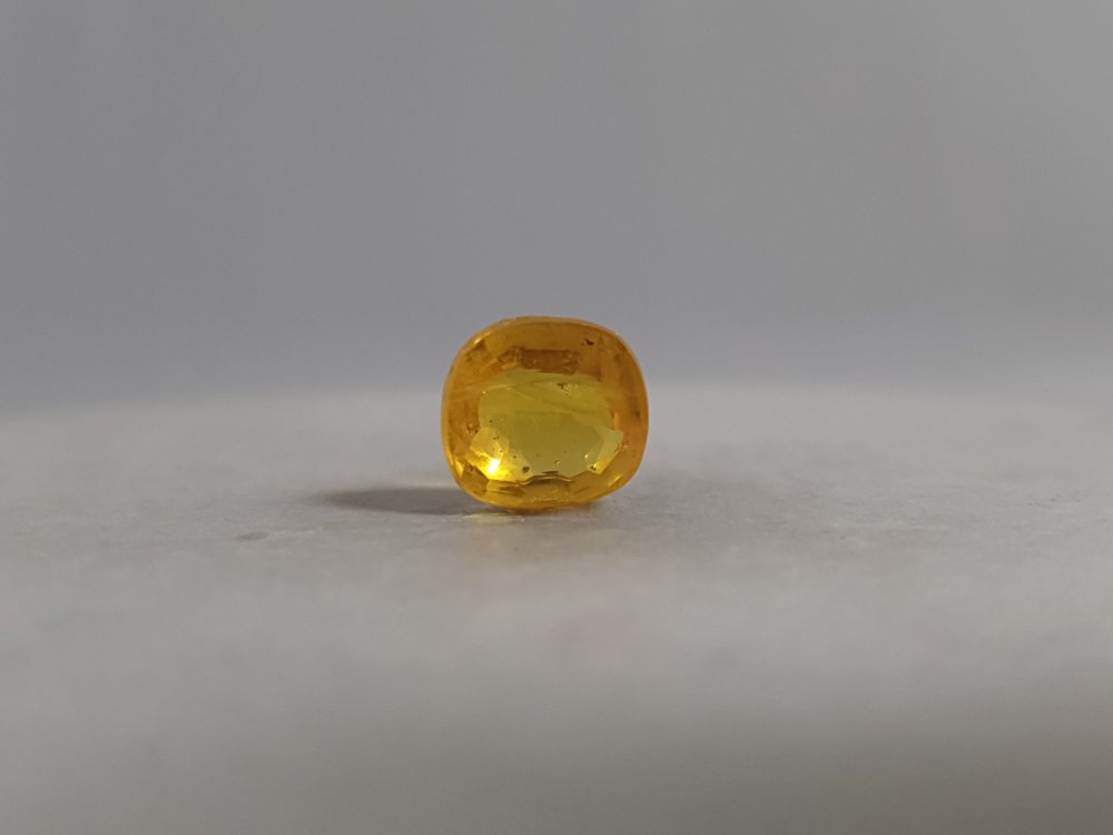 BANGKOK YELLOW SAPPHIRE BANGKOK PUKHRAJ