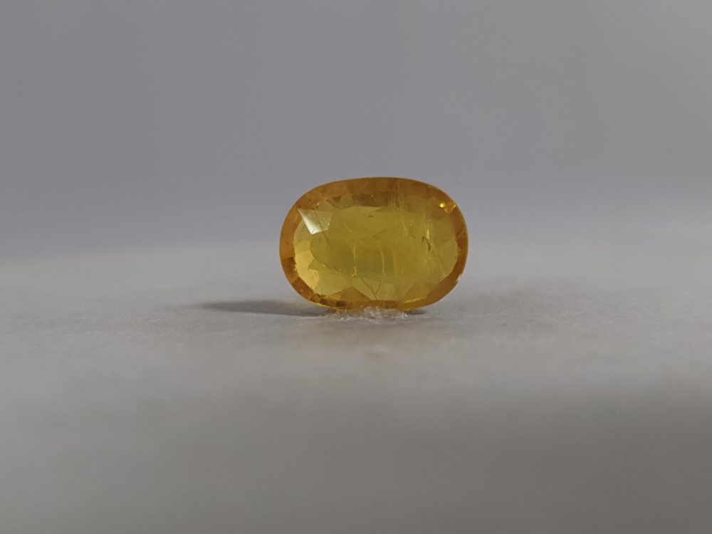 NATURAL YELLOW SAPPHIRE (PUKHRAJ) BANGKOK - 2.76CT
