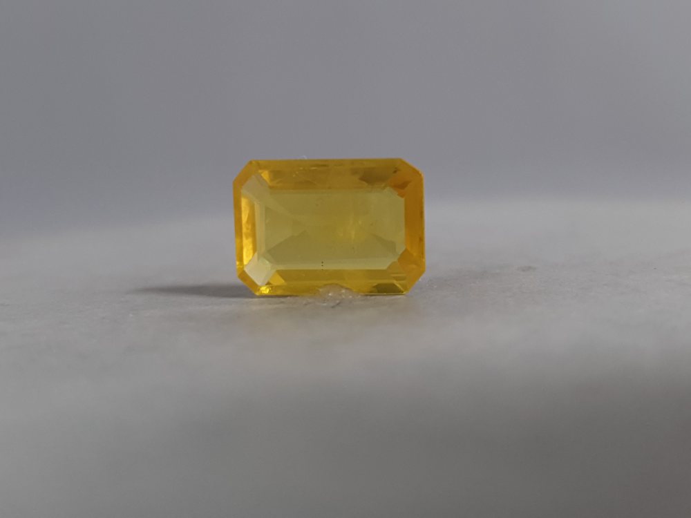 BANGKOK YELLOW SAPPHIRE BANGKOK PUKHRAJ