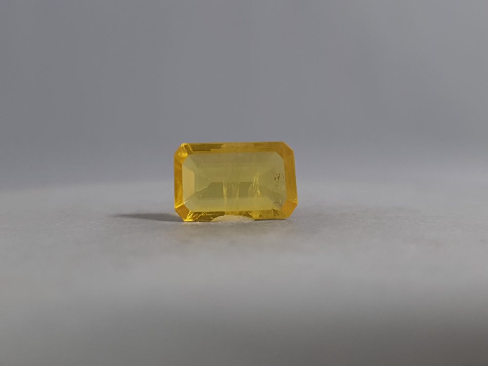 BANGKOK YELLOW SAPPHIRE BANGKOK PUKHRAJ