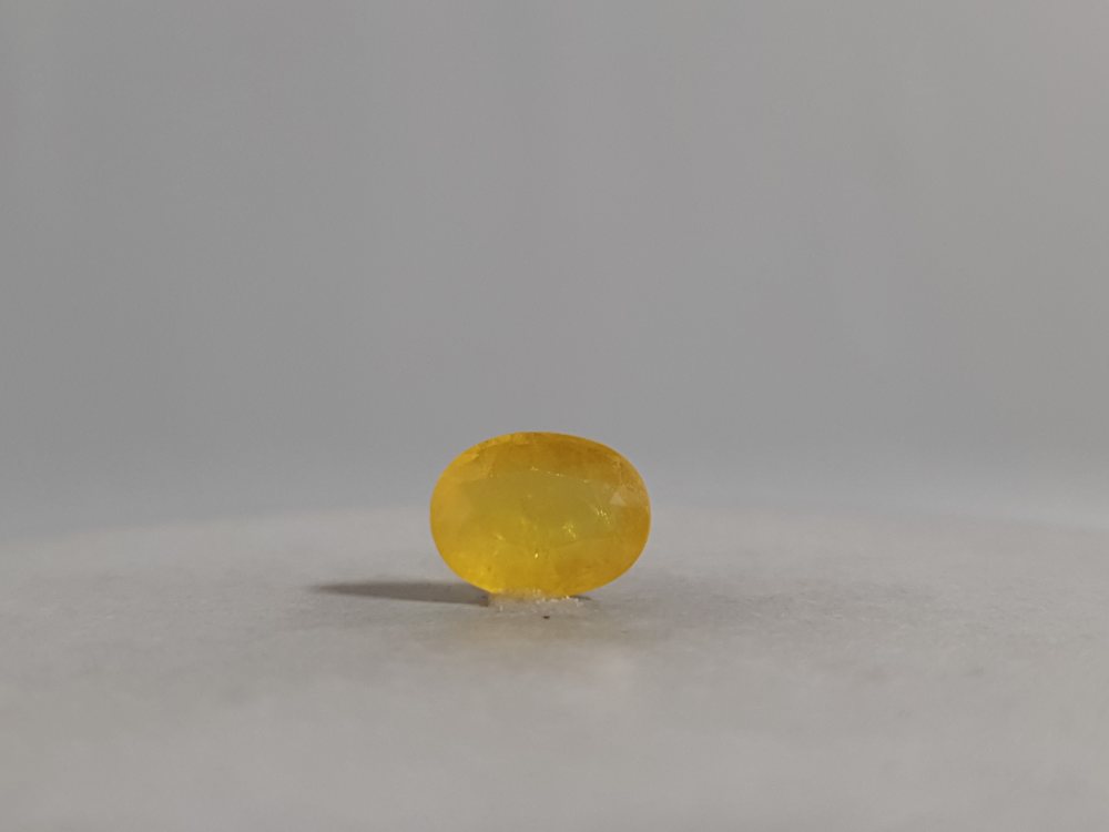 NATURAL YELLOW SAPPHIRE (PUKHRAJ) BANGKOK - 3.56CT