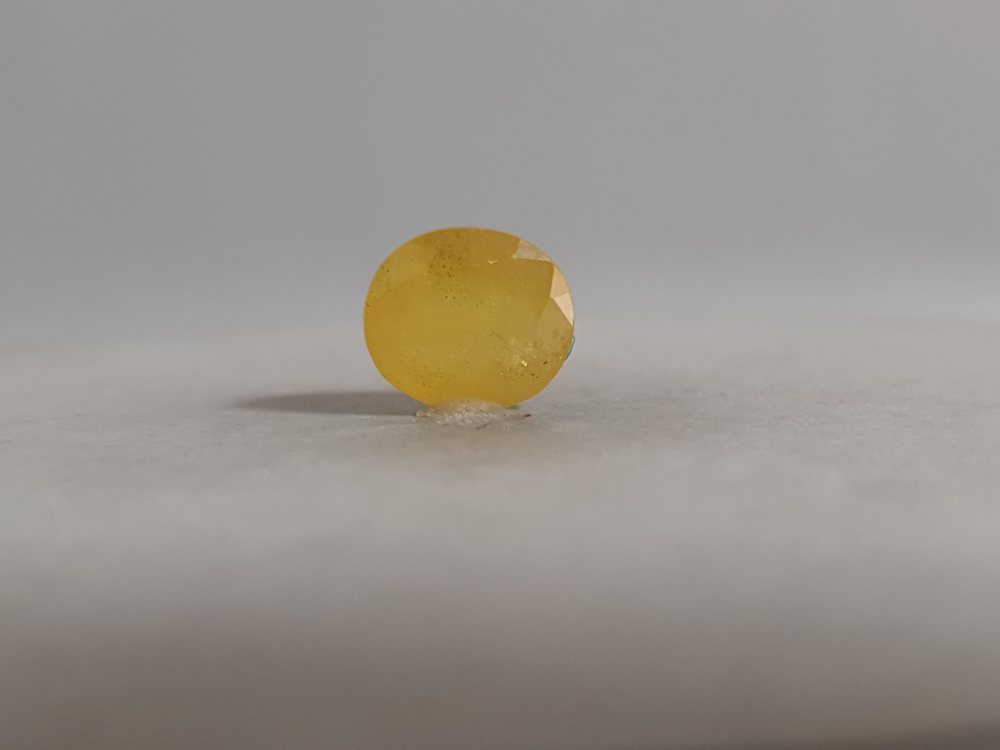 NATURAL YELLOW SAPPHIRE (PUKHRAJ) BANGKOK - 4.47CT