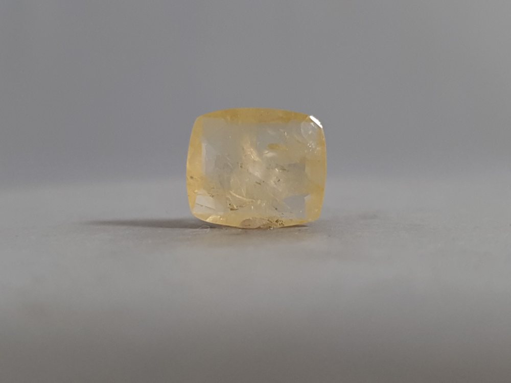 NATURAL YELLOW SAPPHIRE (PUKHRAJ) - 3.57CT