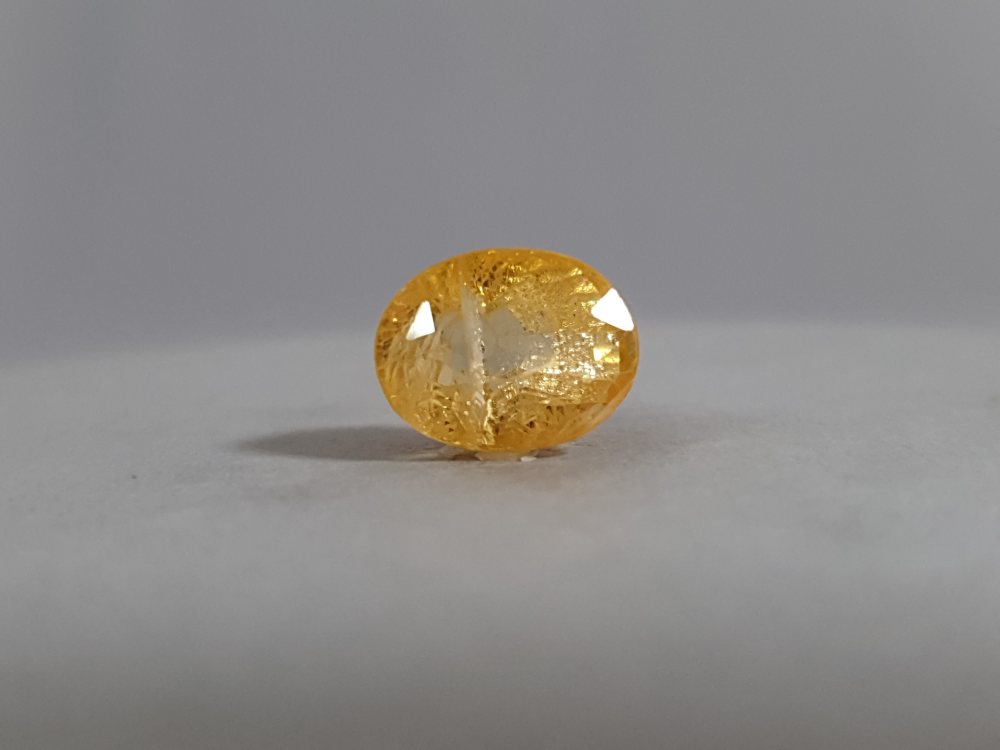 NATURAL YELLOW SAPPHIRE (PUKHRAJ) - 5.68CT
