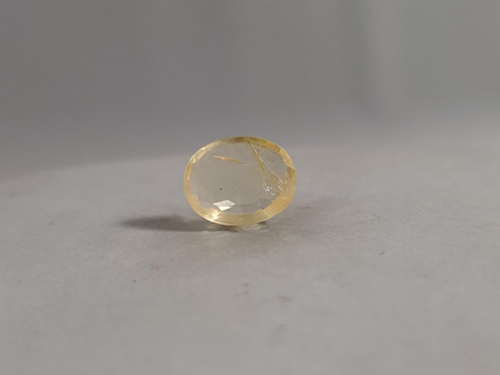 SRI LANKA YELLOW SAPPHIRE SILONI PUKHRAJ