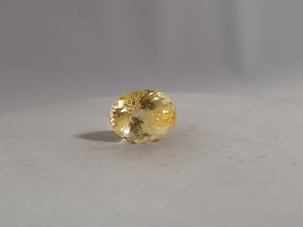 SRI LANKA YELLOW SAPPHIRE SILONI PUKHRAJ