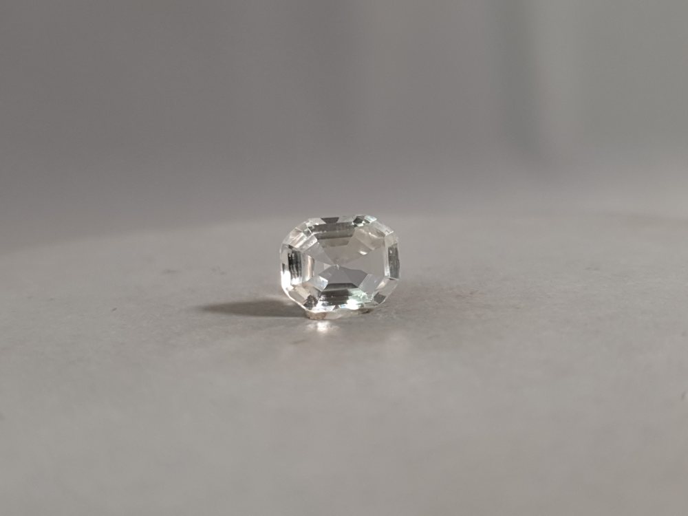 SRI LANKA YELLOW SAPPHIRE SILONI PUKHRAJ